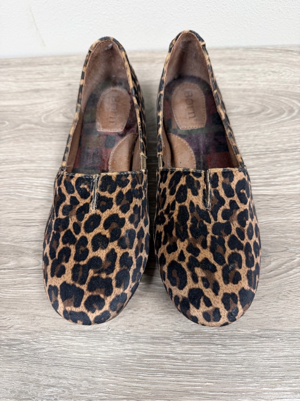Women's Born Sebra Leopard Print Slip-On Loafers Size 8